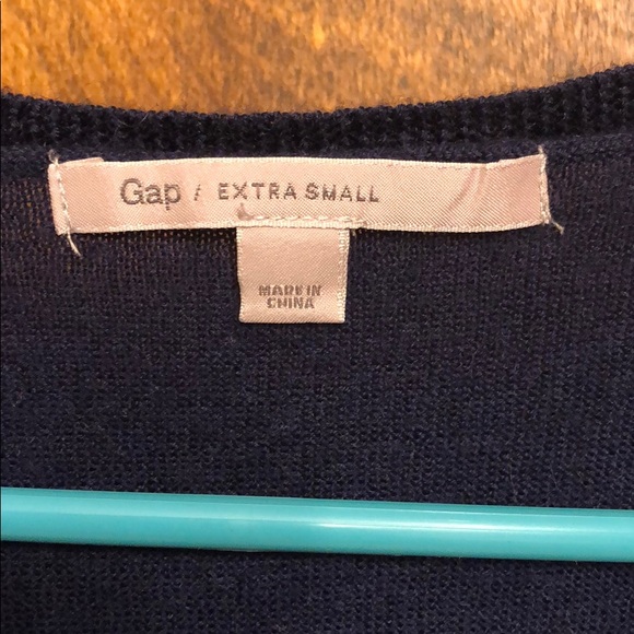 Gap sweater - Picture 2 of 3